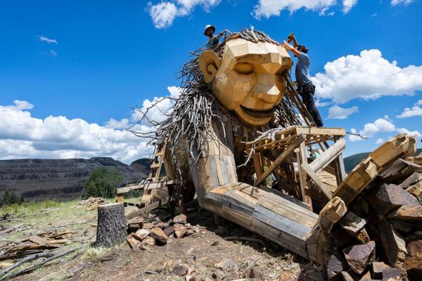 Victor troll sculpture