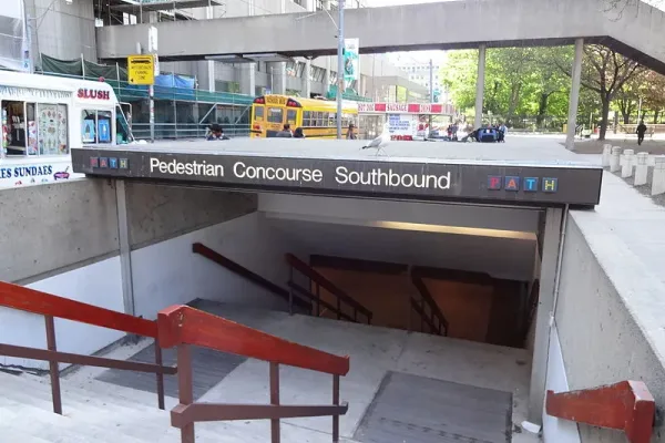 One of the PATH’s many entrances.